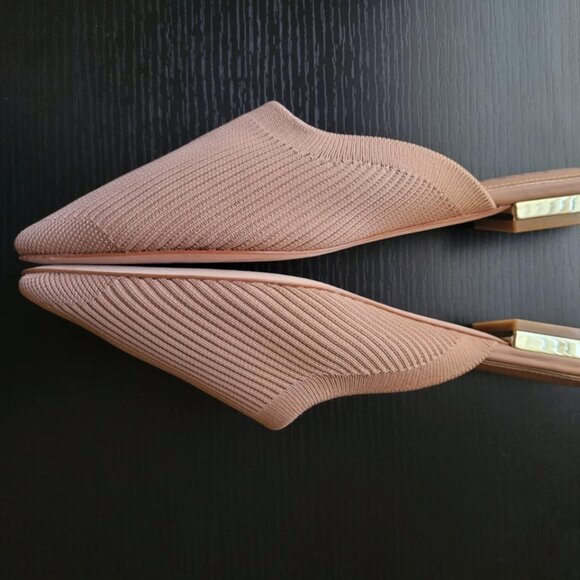 Beautiful Deltan Ribbed Fabric Neutral-Tone Slides Size 8.5M‎ - Picture 7 of 8